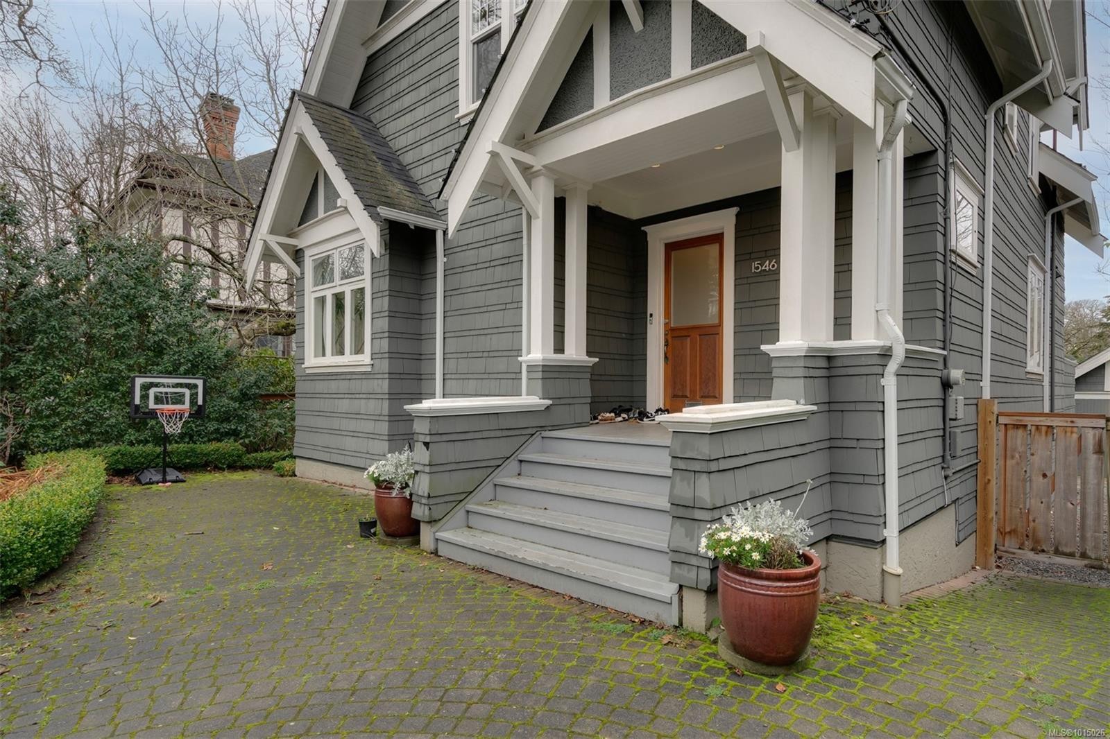 1546 Monterey Ave, Oak Bay, BC