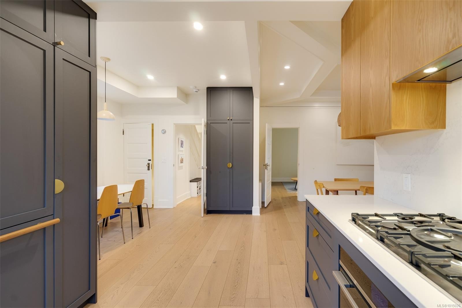 1546 Monterey Ave, Oak Bay, BC