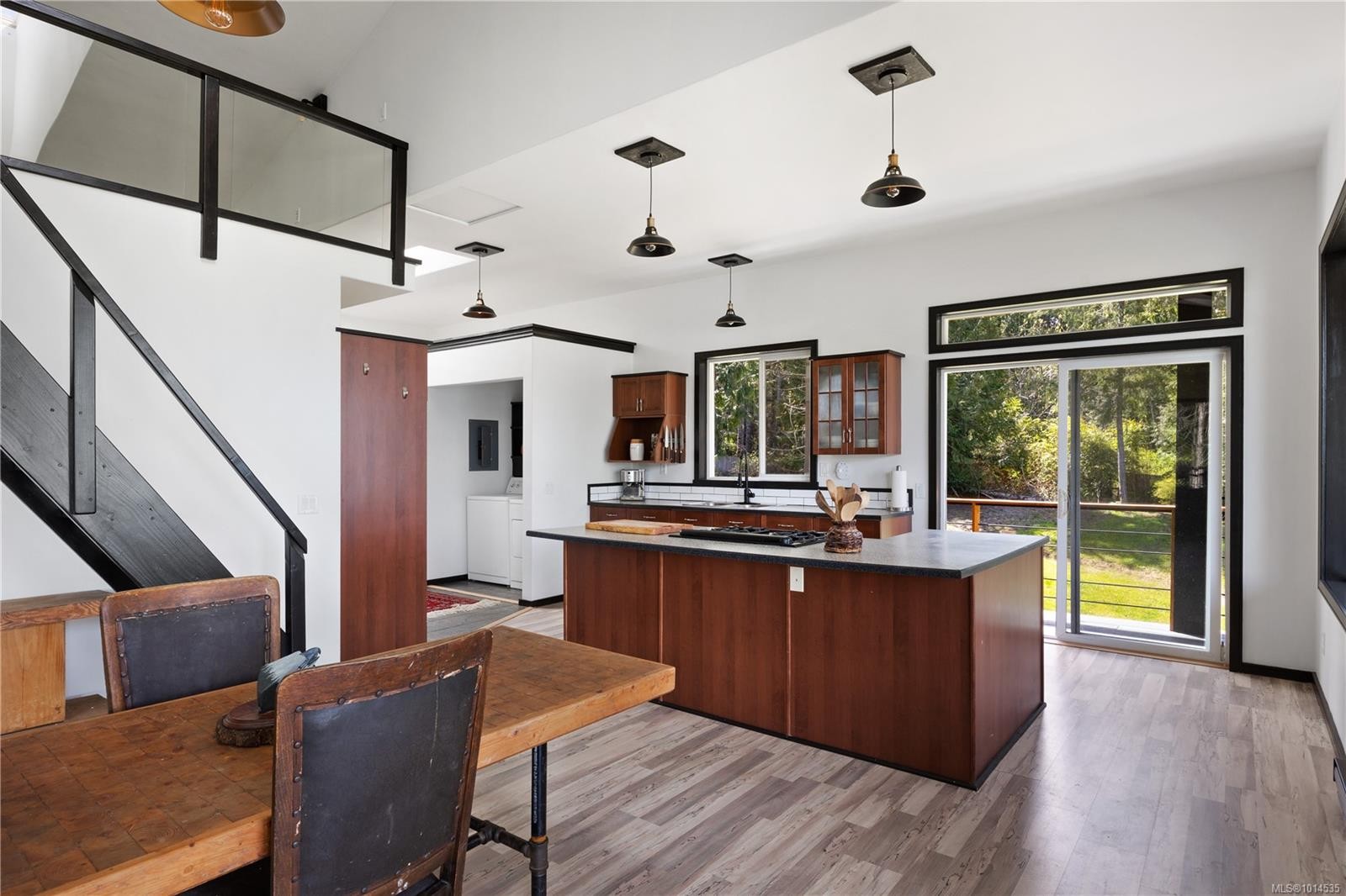 4 Mine Rd, Lasqueti Island, BC