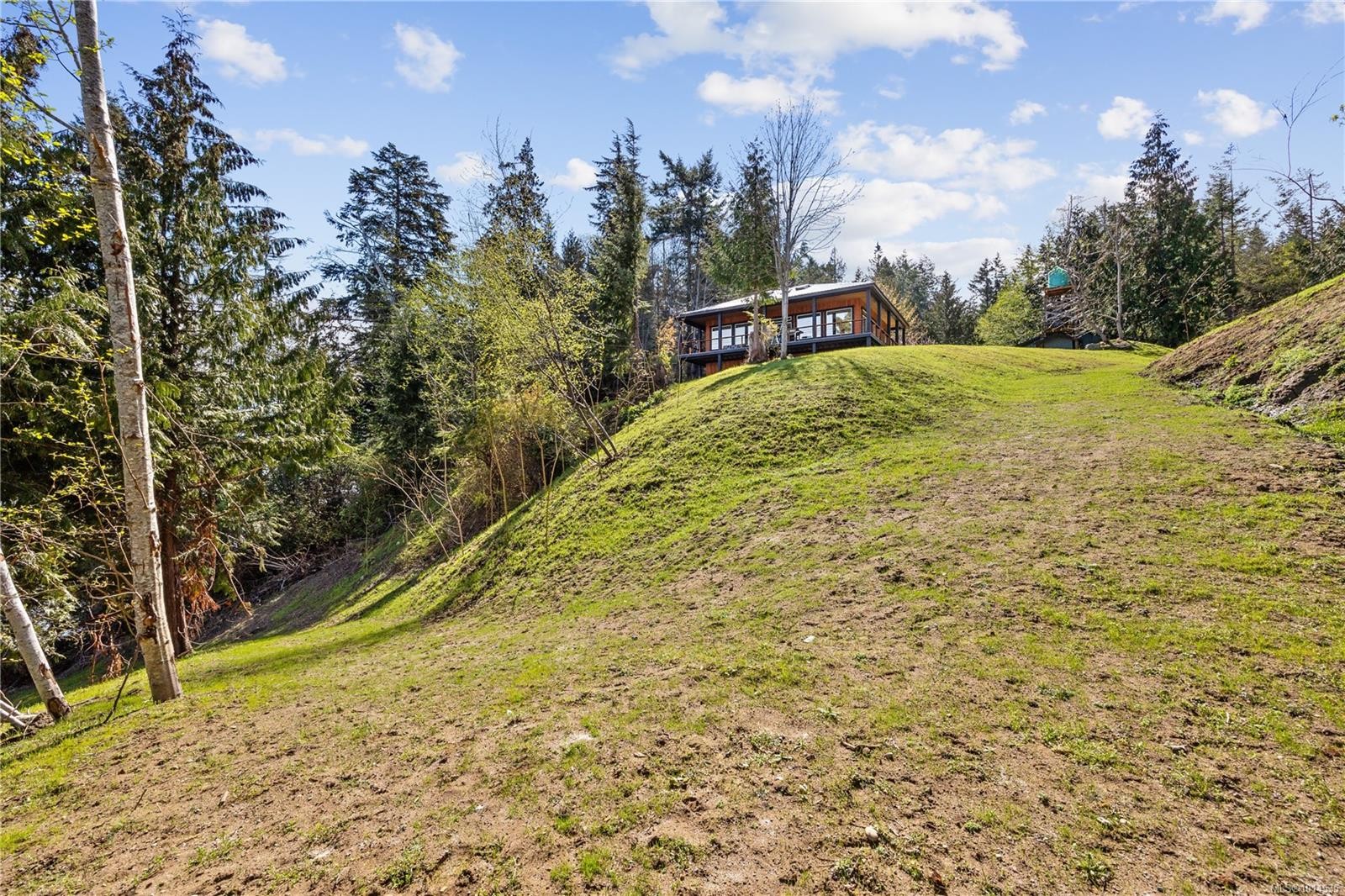 4 Mine Rd, Lasqueti Island, BC