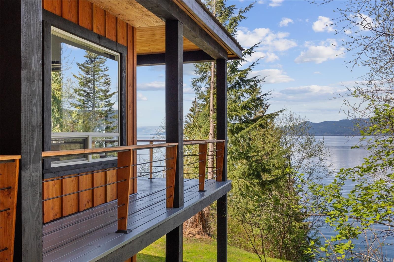 4 Mine Rd, Lasqueti Island, BC