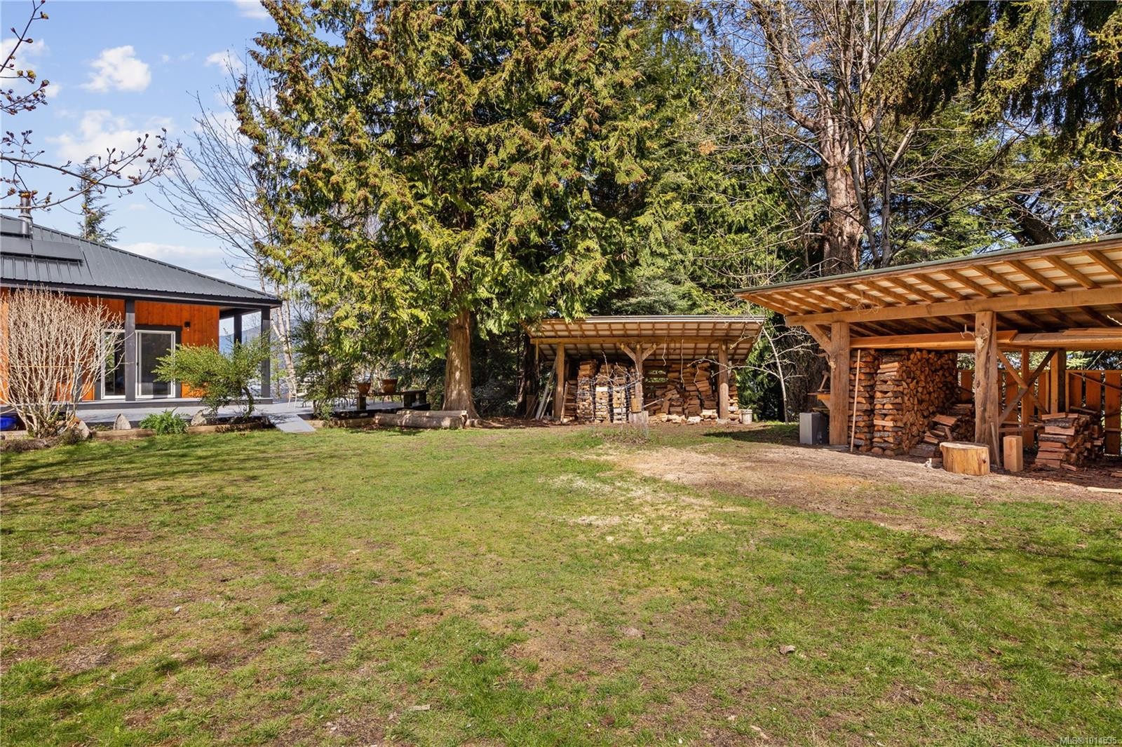 4 Mine Rd, Lasqueti Island, BC