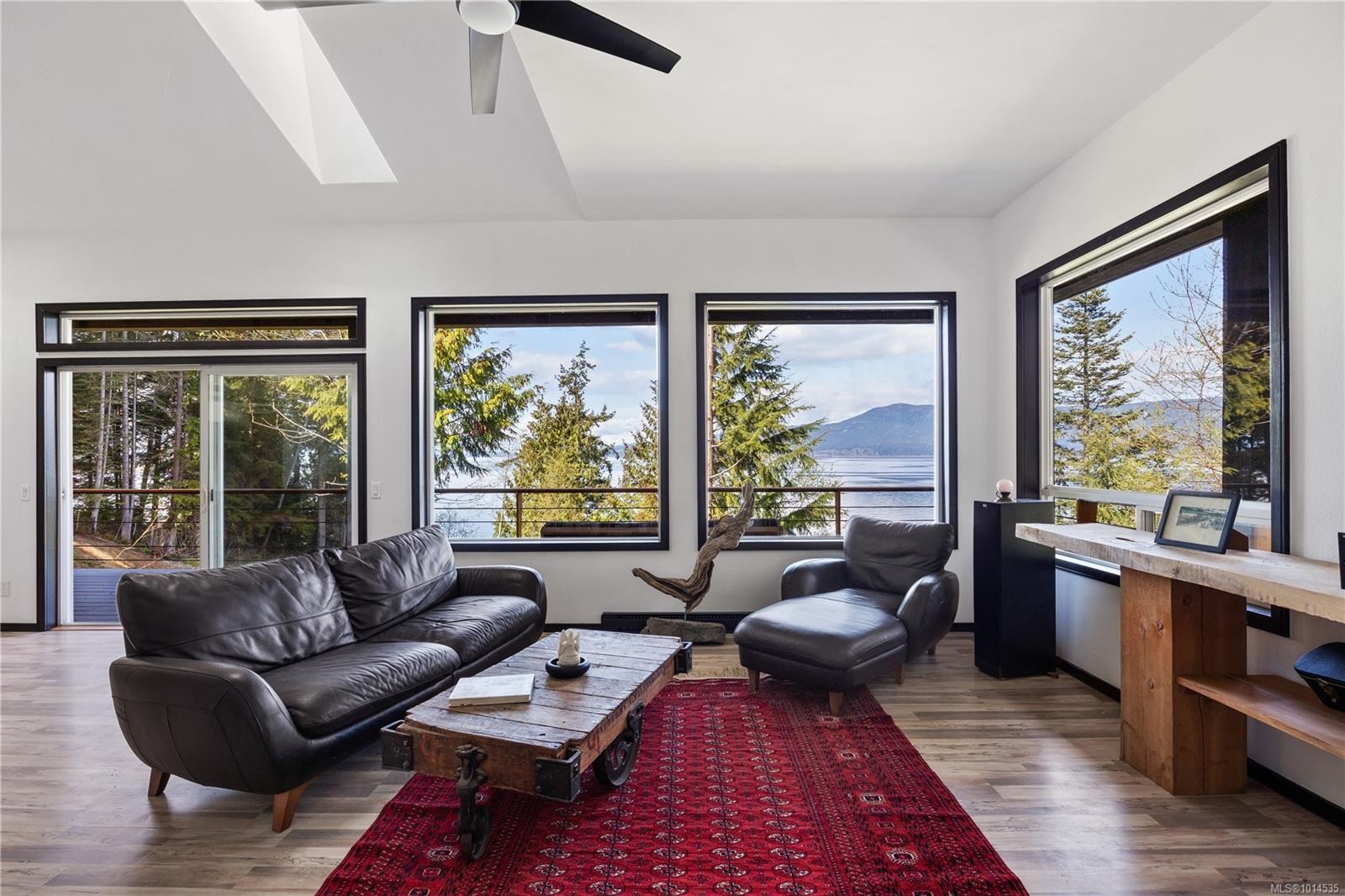 4 Mine Rd, Lasqueti Island, BC