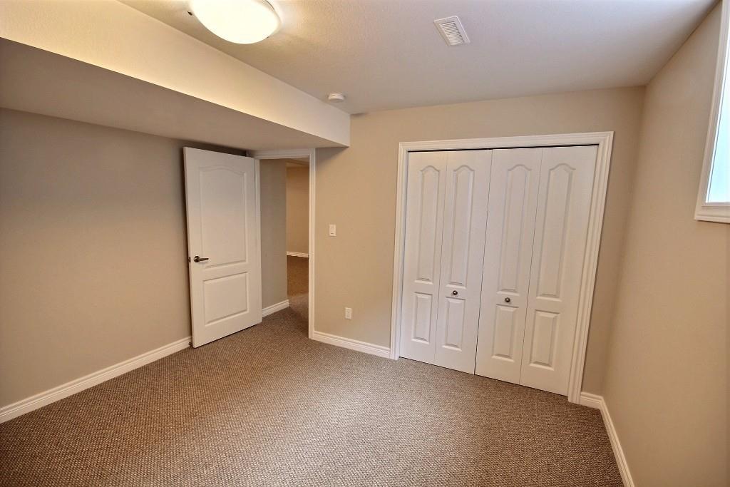 49 Kamal Drive, Sarnia, ON