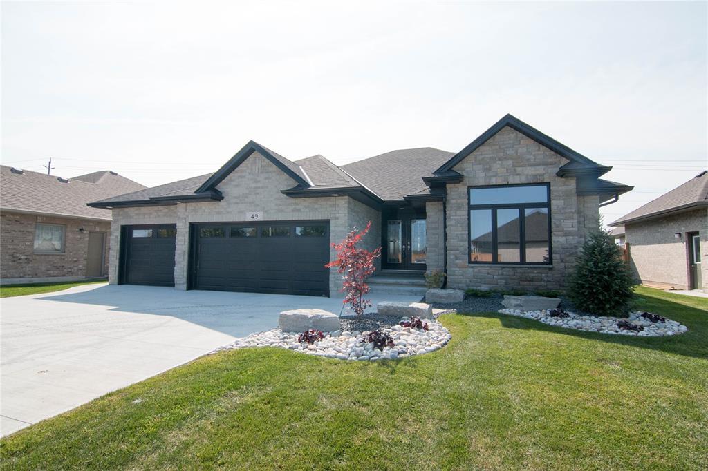 49 Kamal Drive, Sarnia, ON