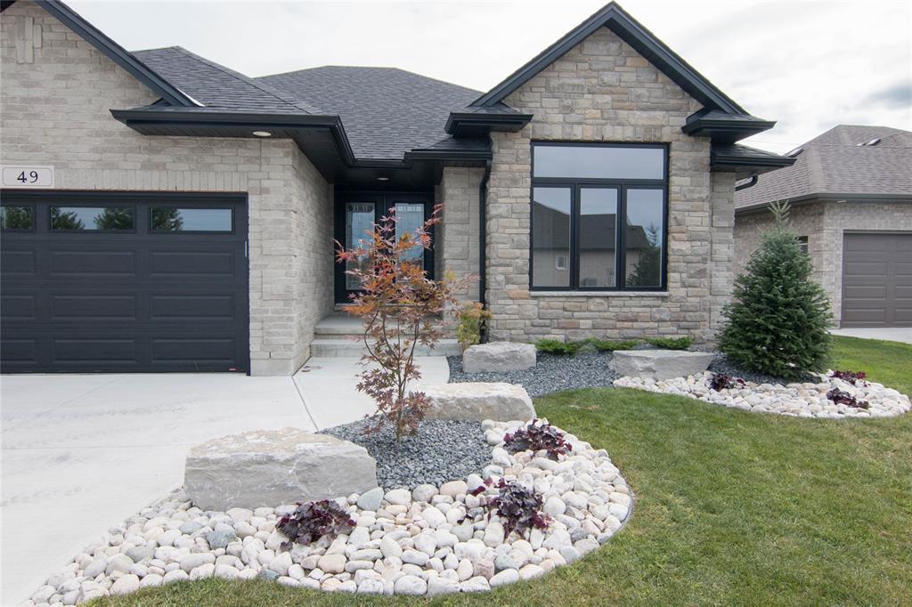 49 Kamal Drive, Sarnia, ON