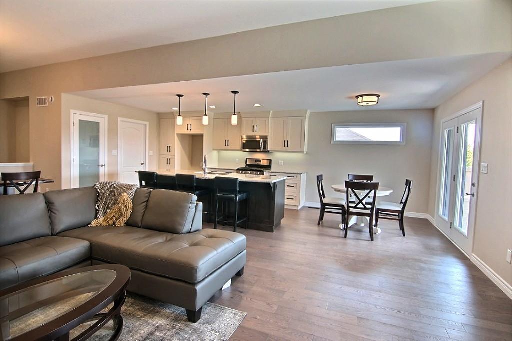 49 Kamal Drive, Sarnia, ON