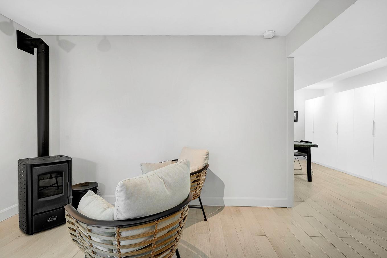 Den - 2140 Ch. Du Grand-Héron, Sainte-Adèle, QC - Indoor Photo Showing Other Room