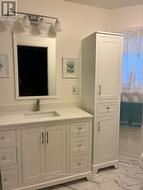 En-suite Bathroom -