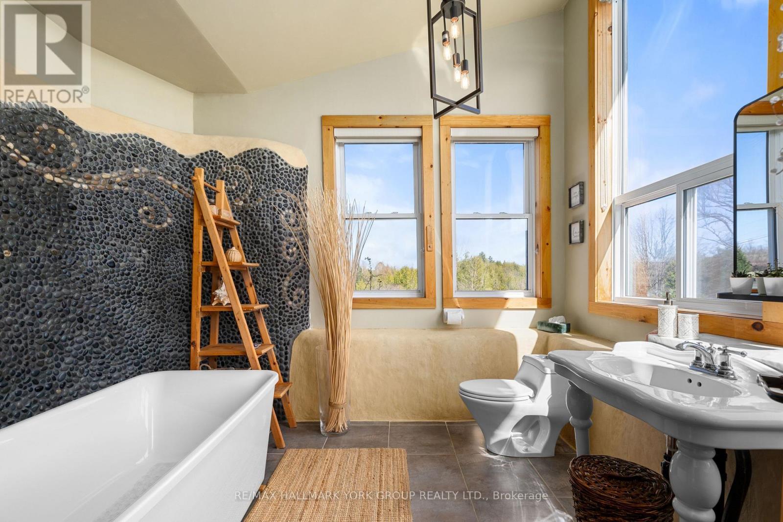 1375 Queensborough Road, Madoc, ON - Indoor Photo Showing Bathroom