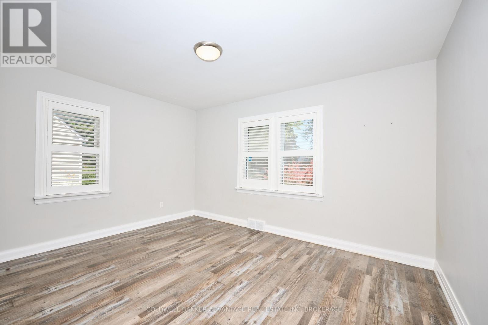 49 Carlton Avenue, Welland (N. Welland), ON - Indoor Photo Showing Other Room