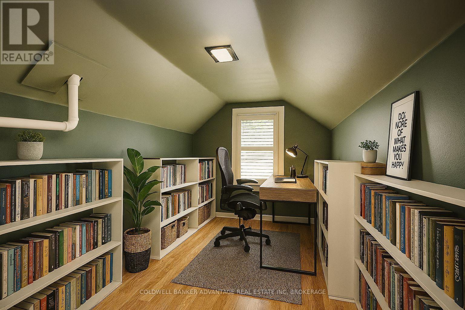 49 Carlton Avenue, Welland (N. Welland), ON - Indoor Photo Showing Other Room