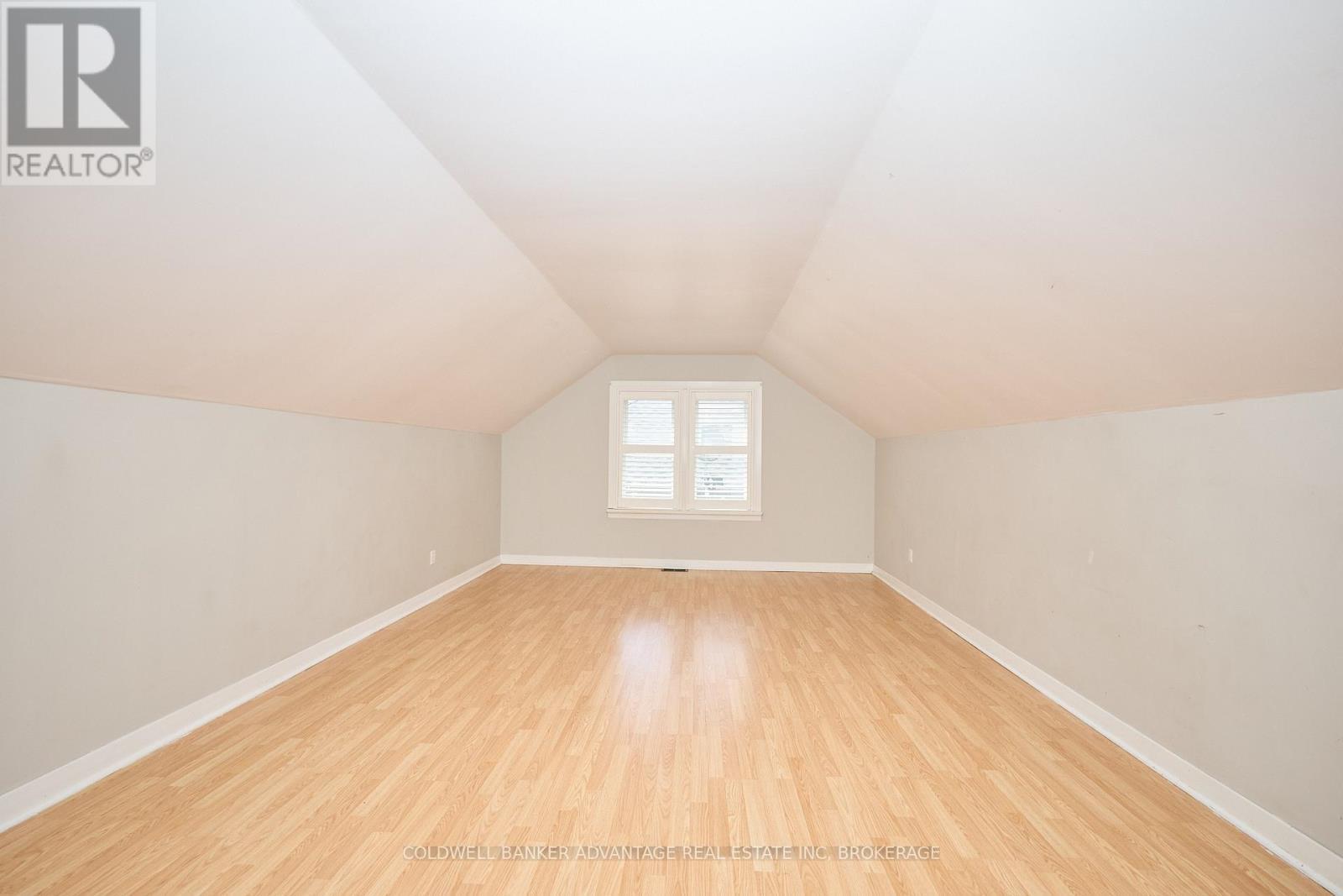 49 Carlton Avenue, Welland (N. Welland), ON - Indoor Photo Showing Other Room