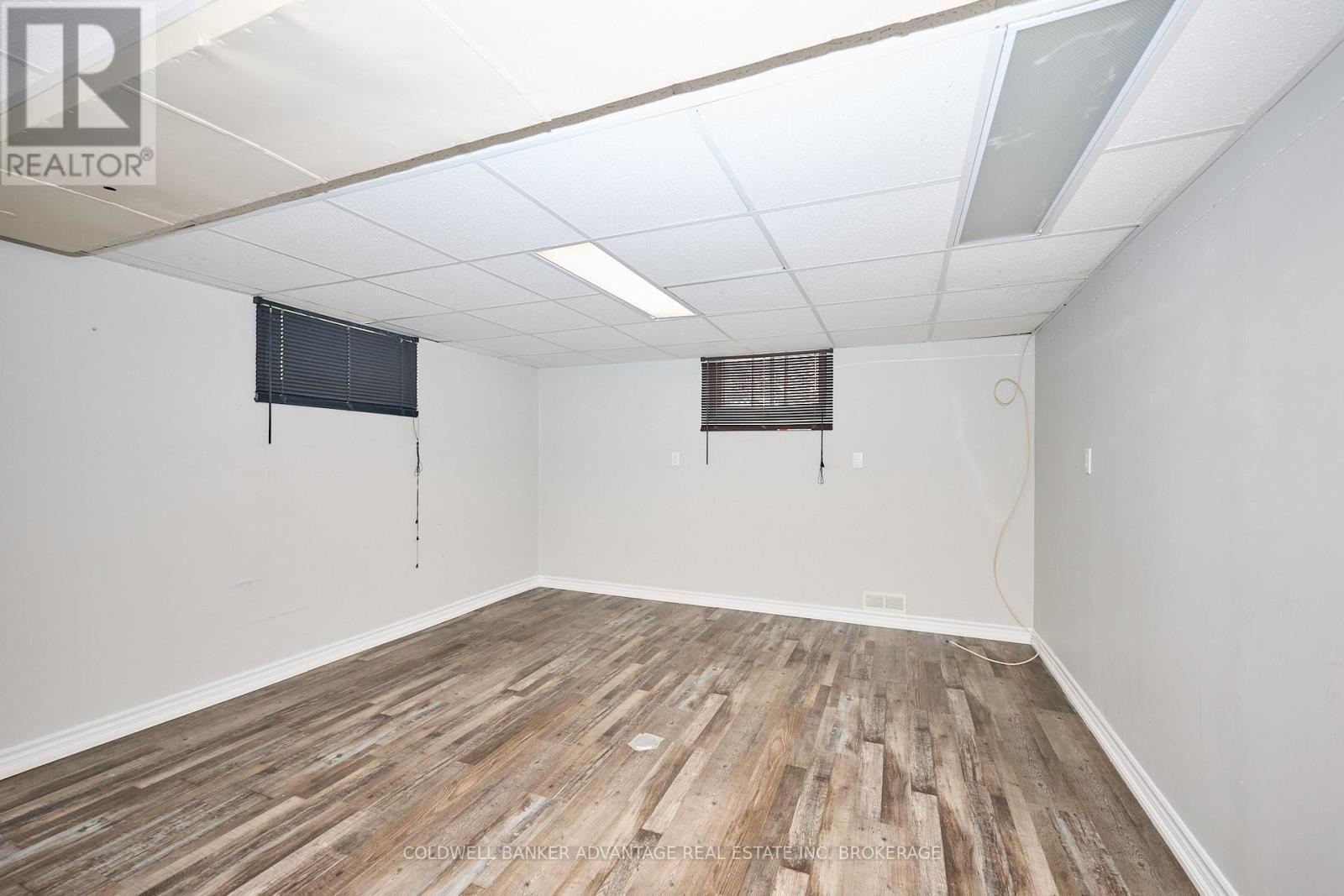 49 Carlton Avenue, Welland (N. Welland), ON - Indoor Photo Showing Other Room