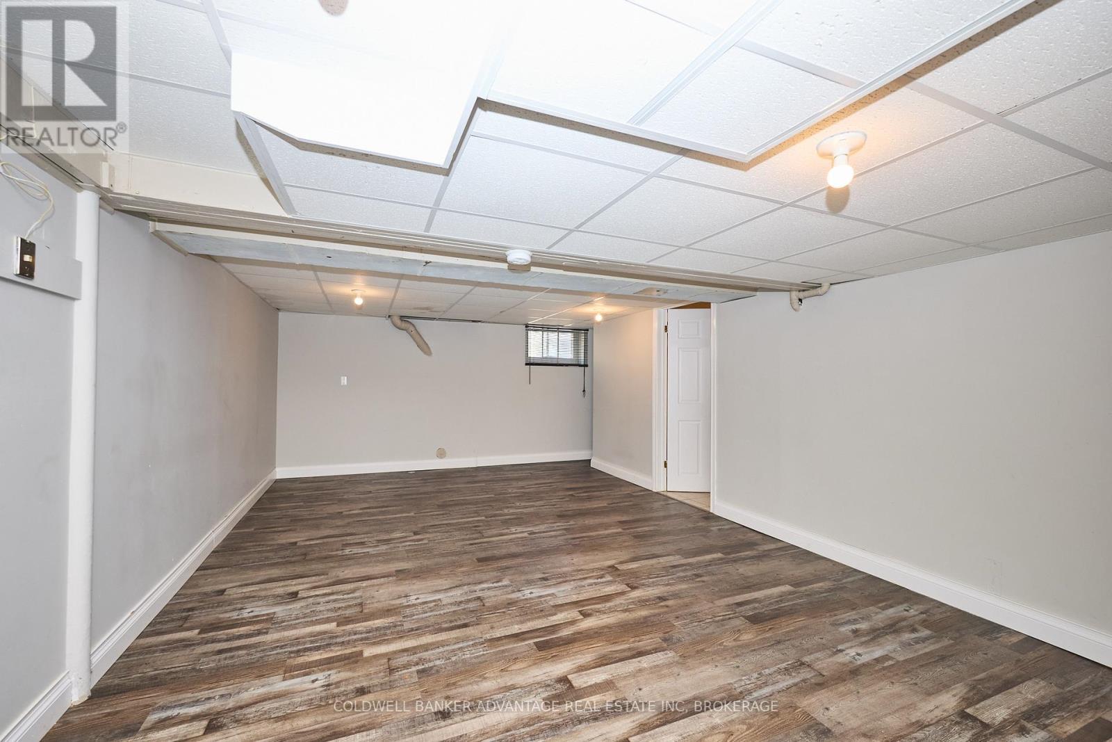 49 Carlton Avenue, Welland (N. Welland), ON - Indoor Photo Showing Other Room