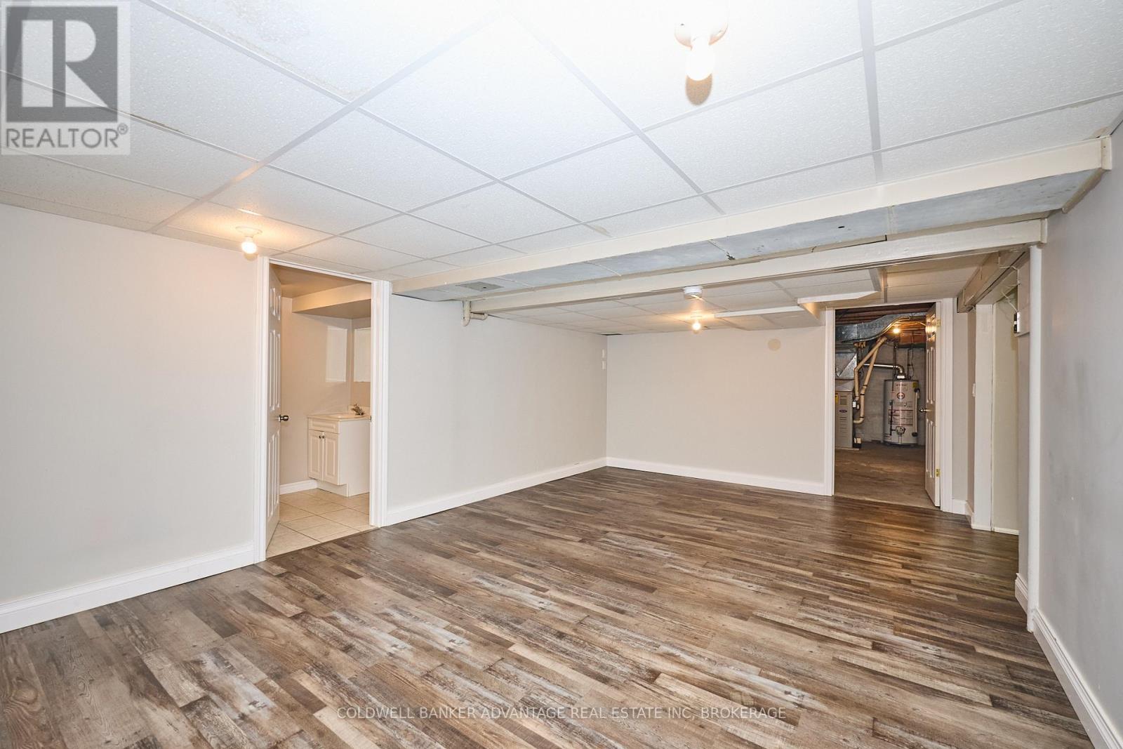 49 Carlton Avenue, Welland (N. Welland), ON - Indoor Photo Showing Other Room