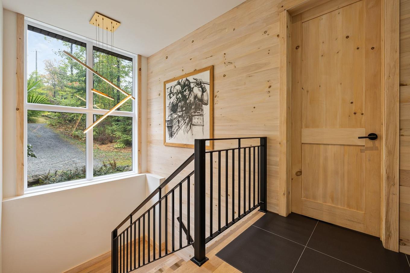 Escalier - 43 Rue Ducharme, Shefford, QC - Indoor Photo Showing Other Room