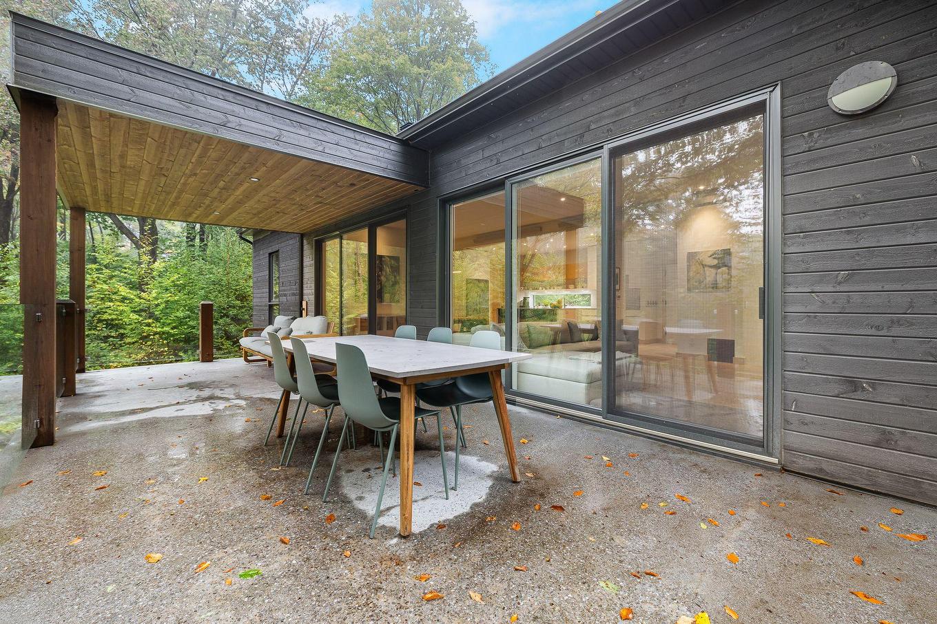 Terrasse - 43 Rue Ducharme, Shefford, QC - Outdoor With Deck Patio Veranda With Exterior