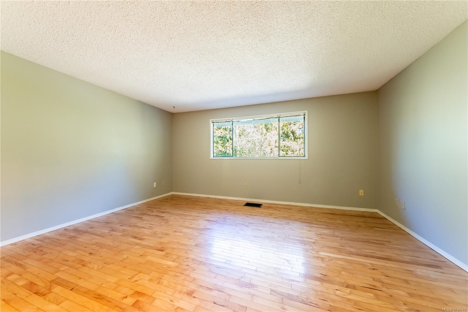 3521 Fairview Dr, Nanaimo, BC