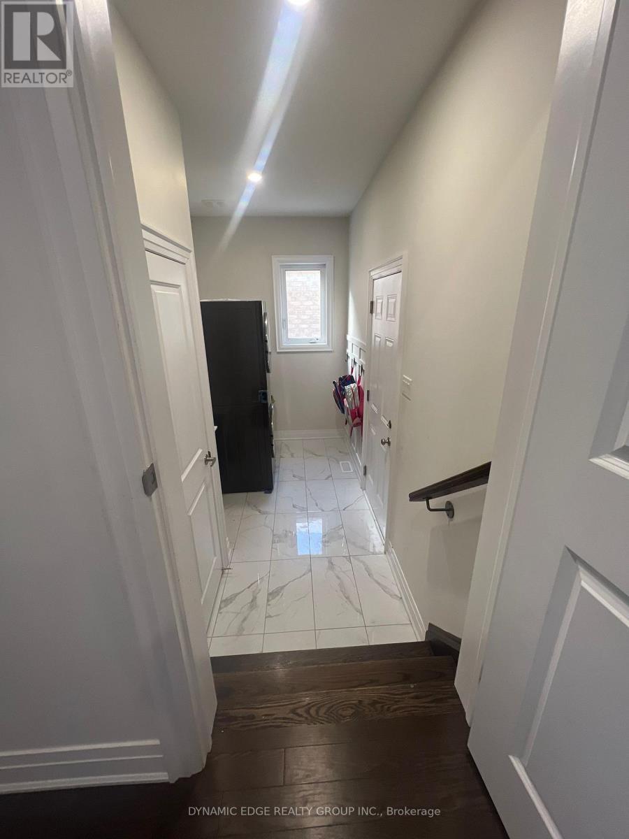 70 Elmhurst Street, Scugog, ON - Indoor Photo Showing Other Room