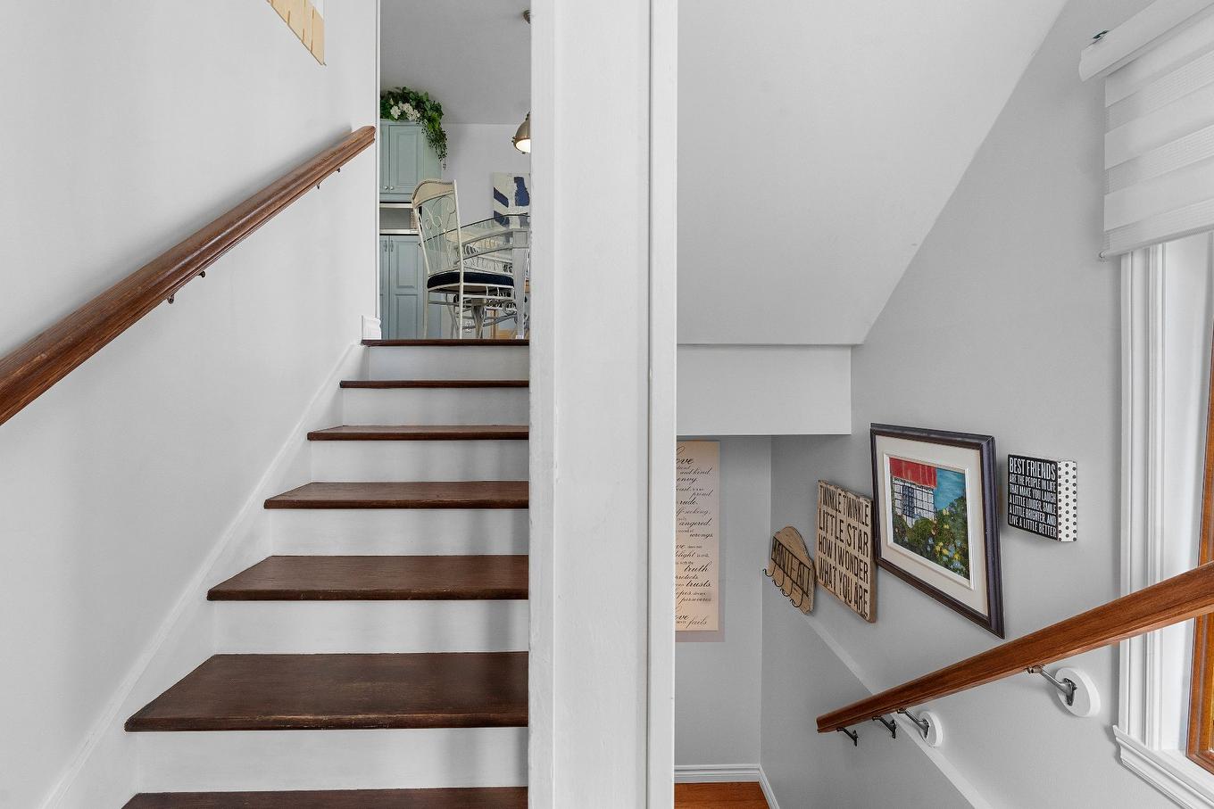 Escalier - 7999 Boul. Wilfrid-Hamel, Québec (Sainte-Foy/Sillery/Cap-Rouge), QC - Indoor Photo Showing Other Room