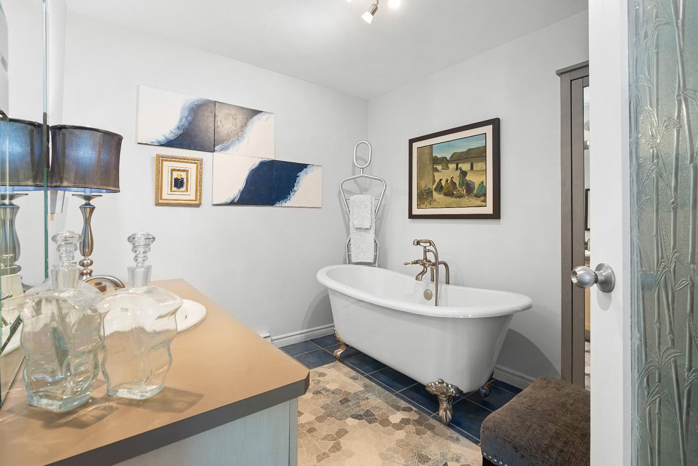 Salle de bains - 7999 Boul. Wilfrid-Hamel, Québec (Sainte-Foy/Sillery/Cap-Rouge), QC - Indoor Photo Showing Bathroom