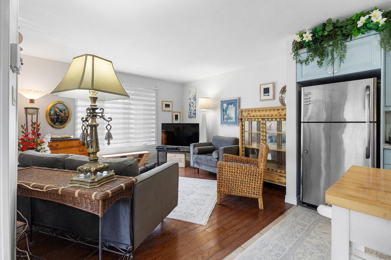 Salon - 7999 Boul. Wilfrid-Hamel, Québec (Sainte-Foy/Sillery/Cap-Rouge), QC - Indoor Photo Showing Living Room