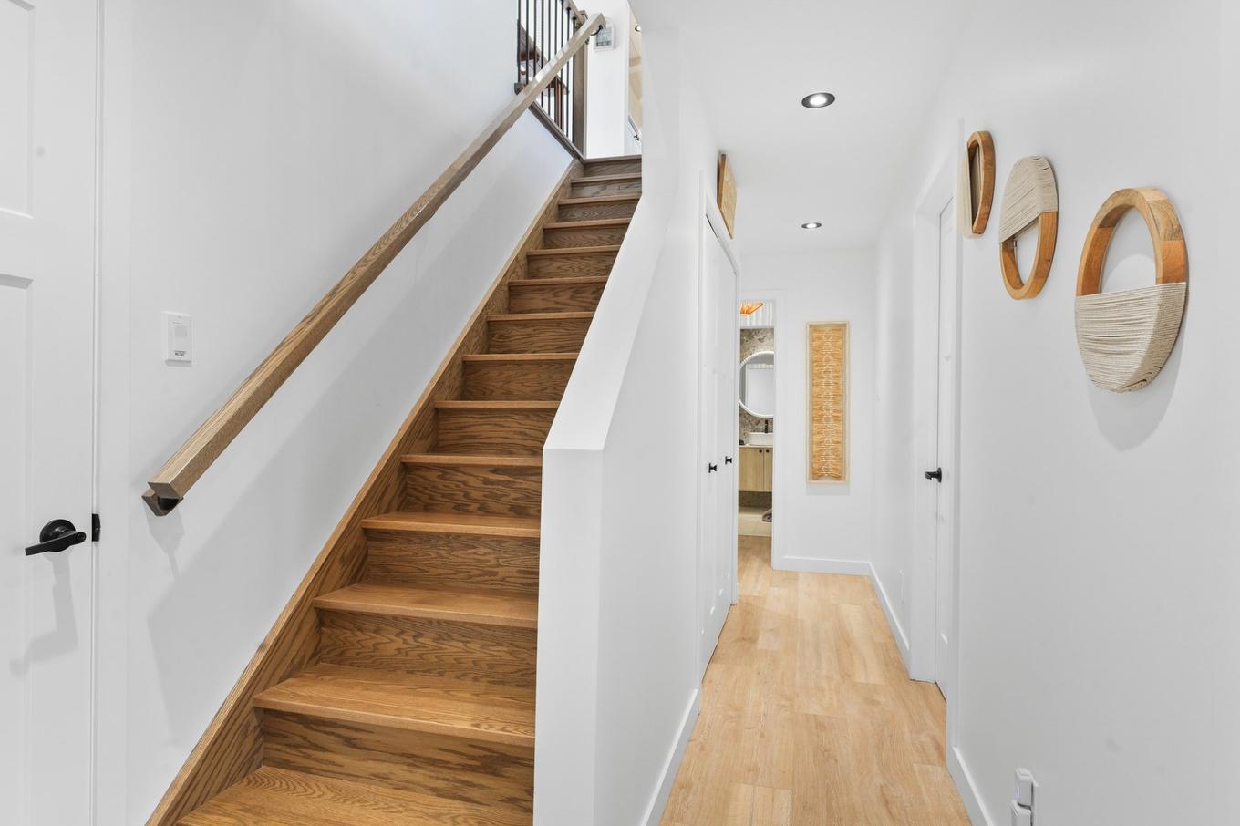 Escalier - 31 Ch. De L'Altitude, Saint-Côme, QC - Indoor Photo Showing Other Room