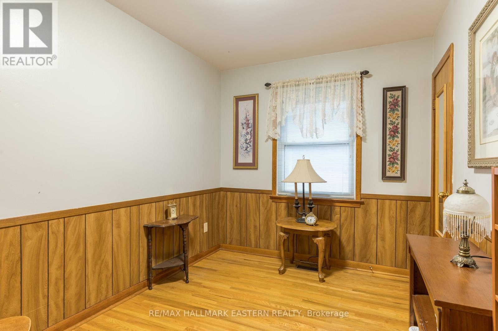 385 Bellevue Street, Peterborough (Northcrest Ward 5), ON - Indoor Photo Showing Other Room