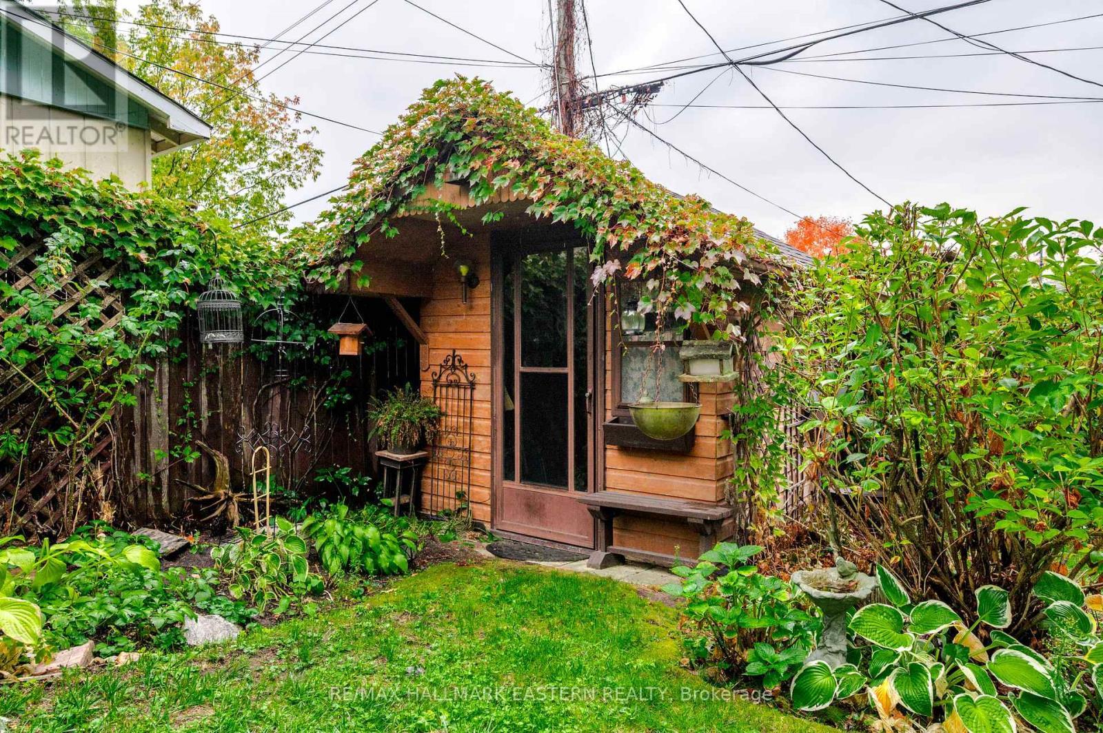 385 Bellevue Street, Peterborough (Northcrest Ward 5), ON - Outdoor