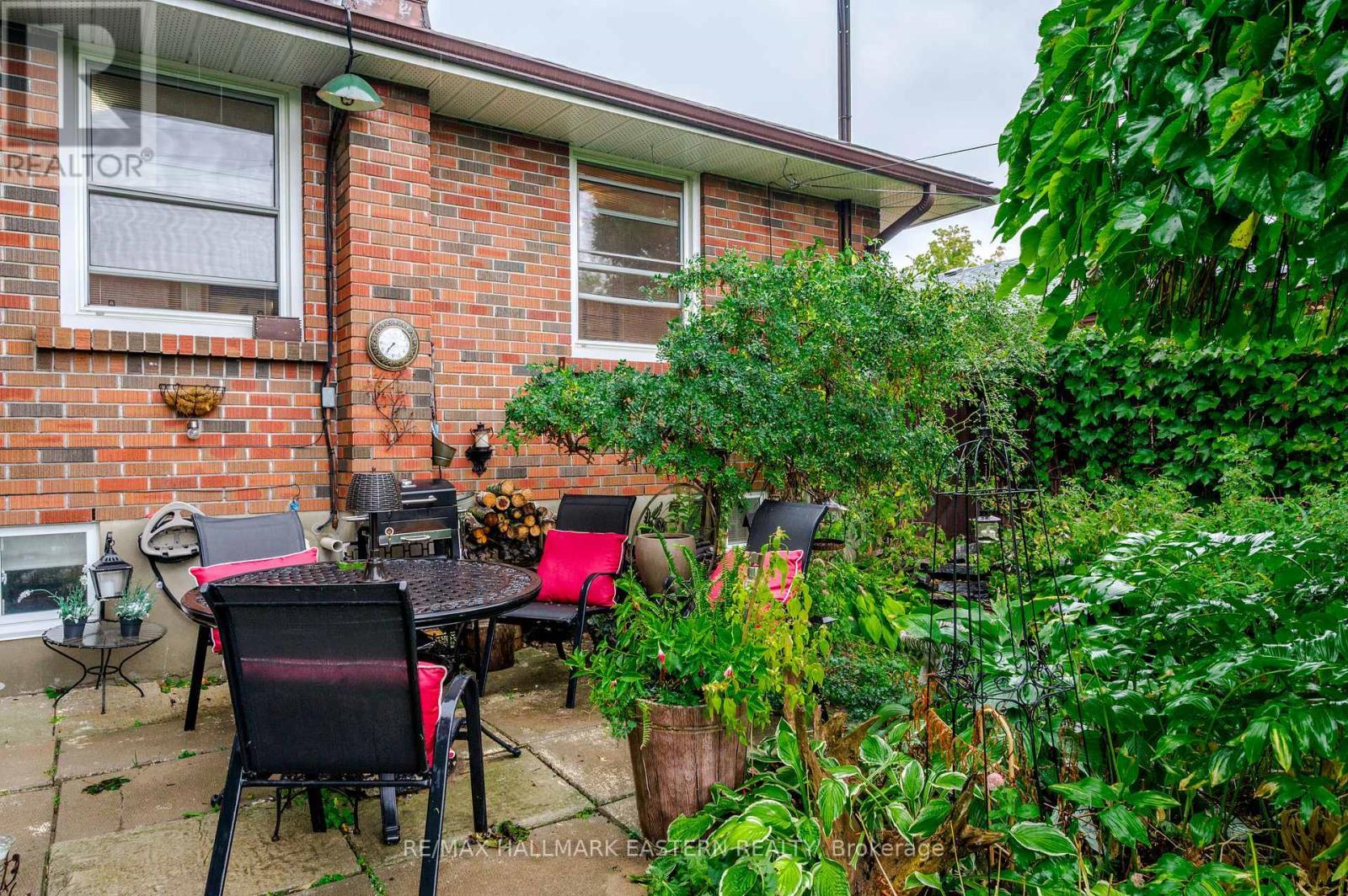 385 Bellevue Street, Peterborough (Northcrest Ward 5), ON - Outdoor