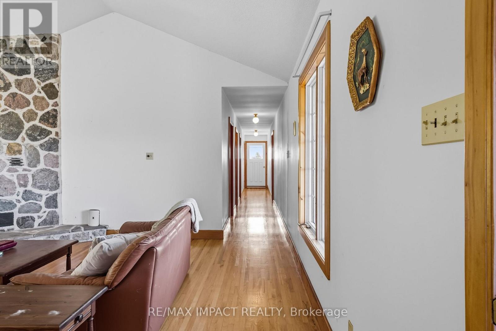 1530 10 Line W, Trent Hills, ON - Indoor