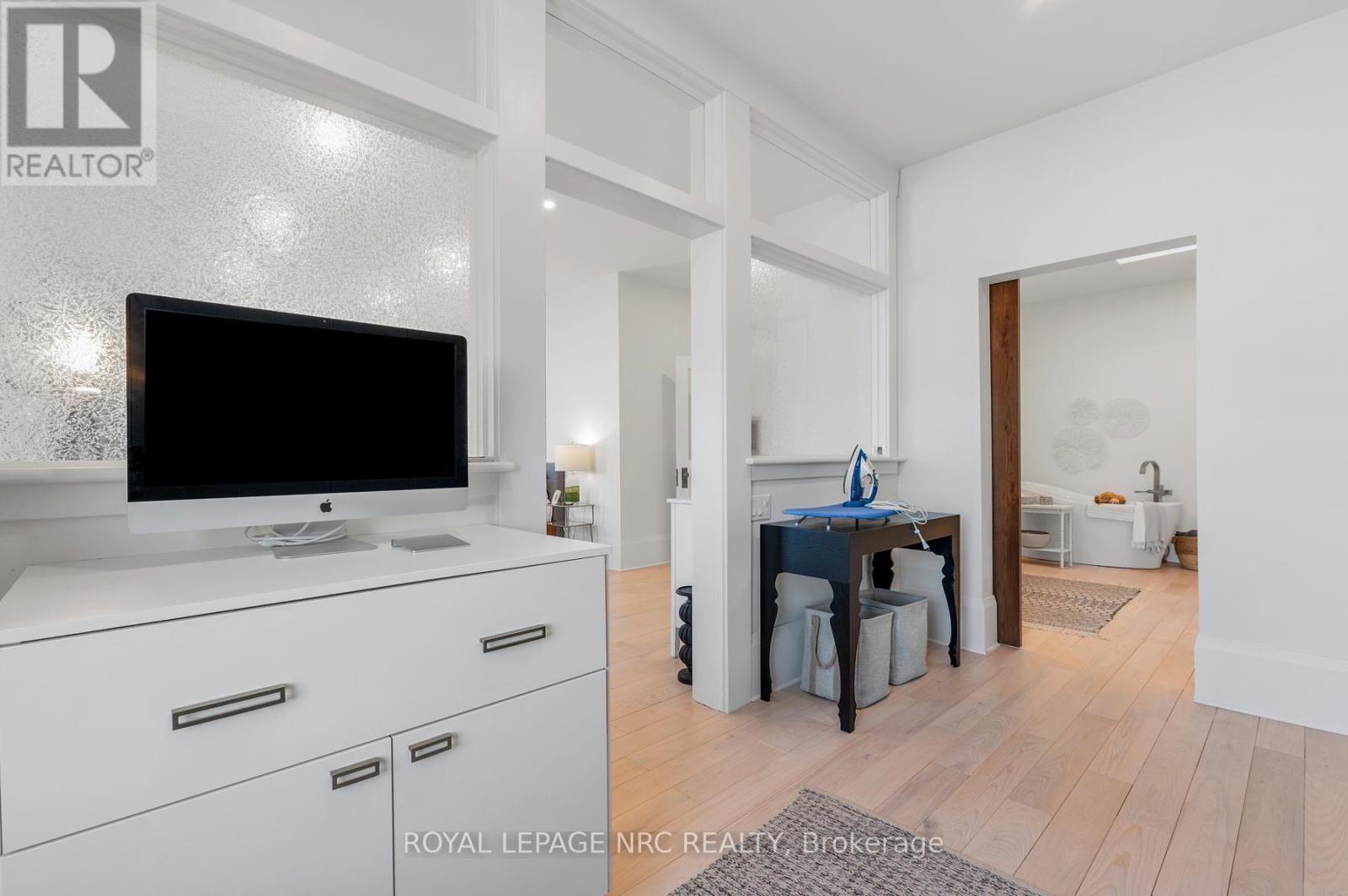 244 West Street, Port Colborne (Sugarloaf), ON