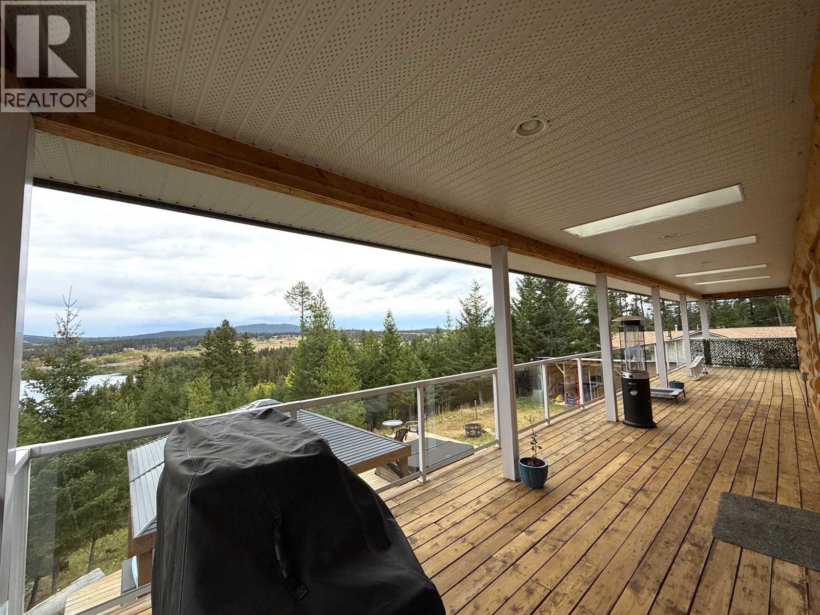 4849 Bryan Crescent, 108 Mile Ranch, BC - Outdoor With Deck Patio Veranda With Exterior