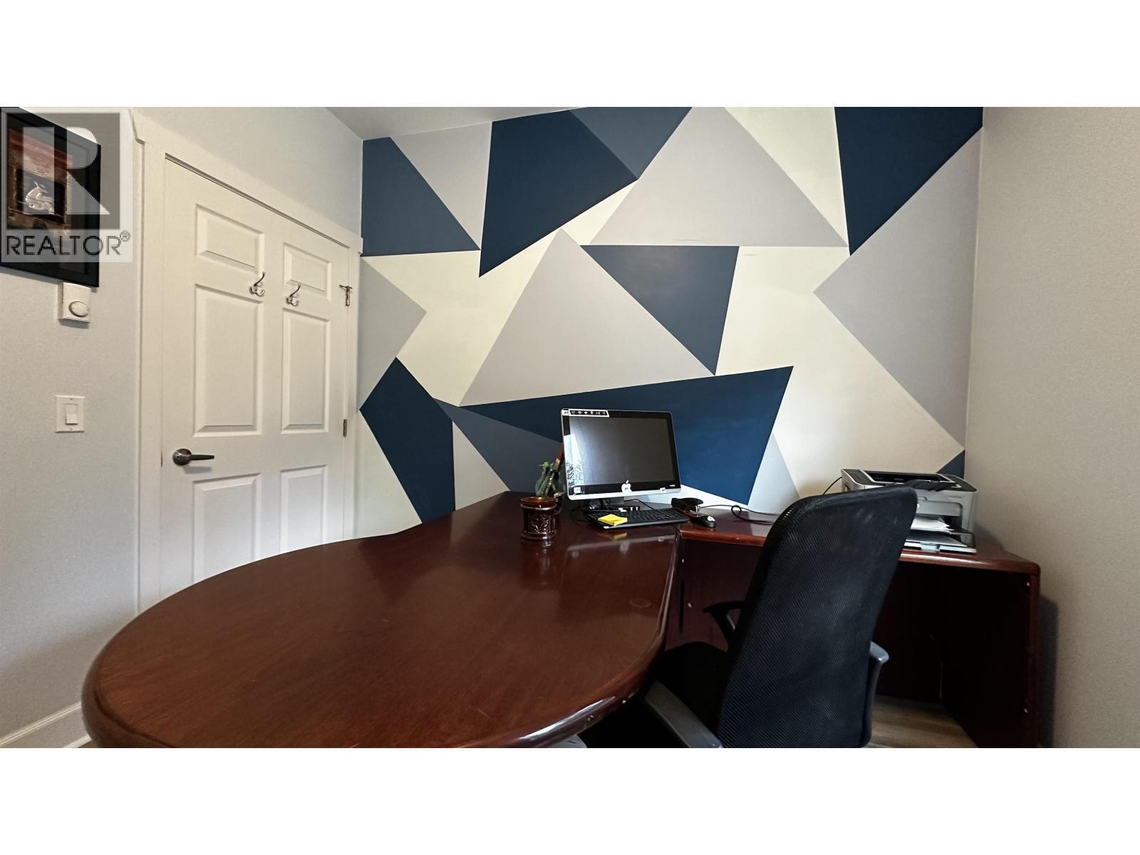 4849 Bryan Crescent, 108 Mile Ranch, BC - Indoor Photo Showing Office