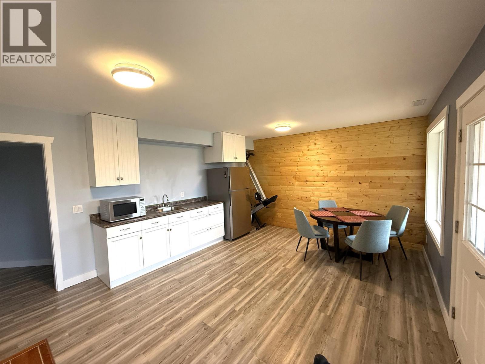 4849 Bryan Crescent, 108 Mile Ranch, BC - Indoor