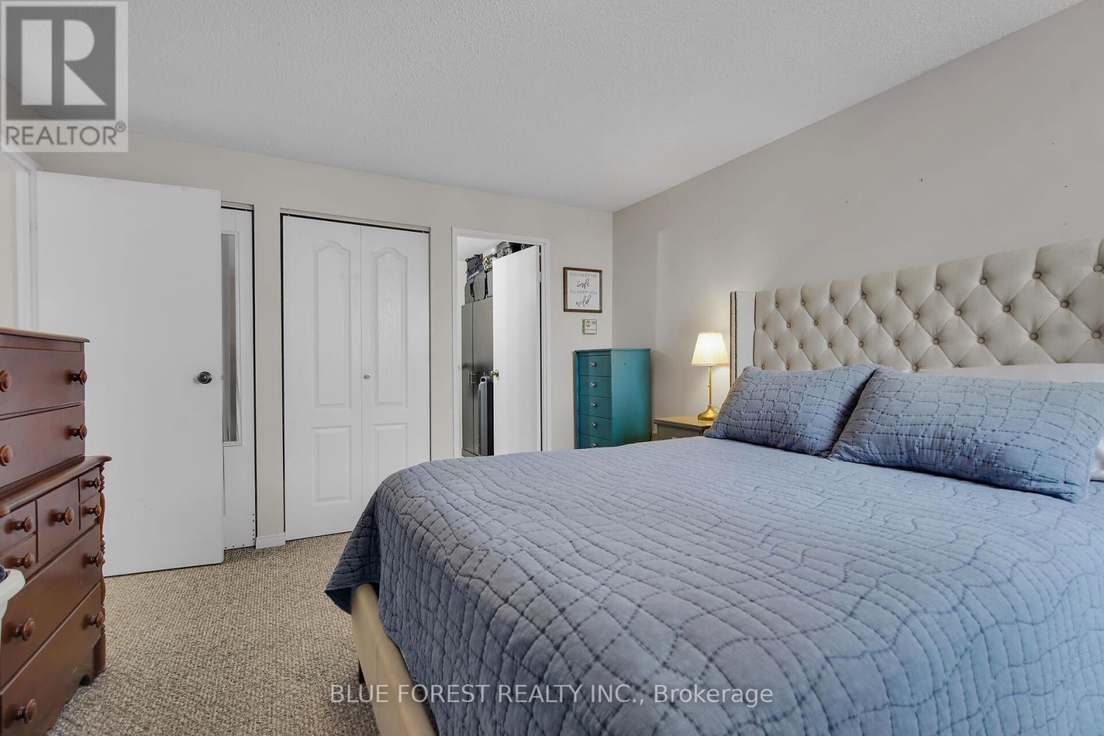 909 - 127 Belmont Drive, London South (South O), ON - Indoor Photo Showing Bedroom