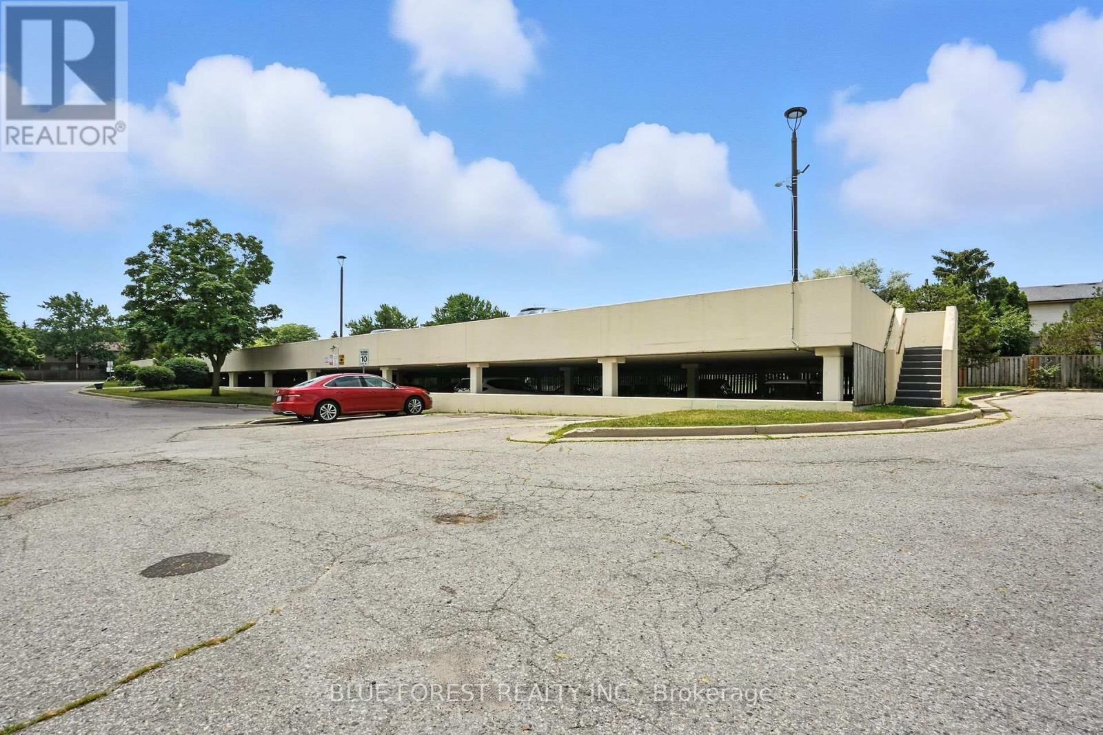 909 - 127 Belmont Drive, London South (South O), ON - Outdoor