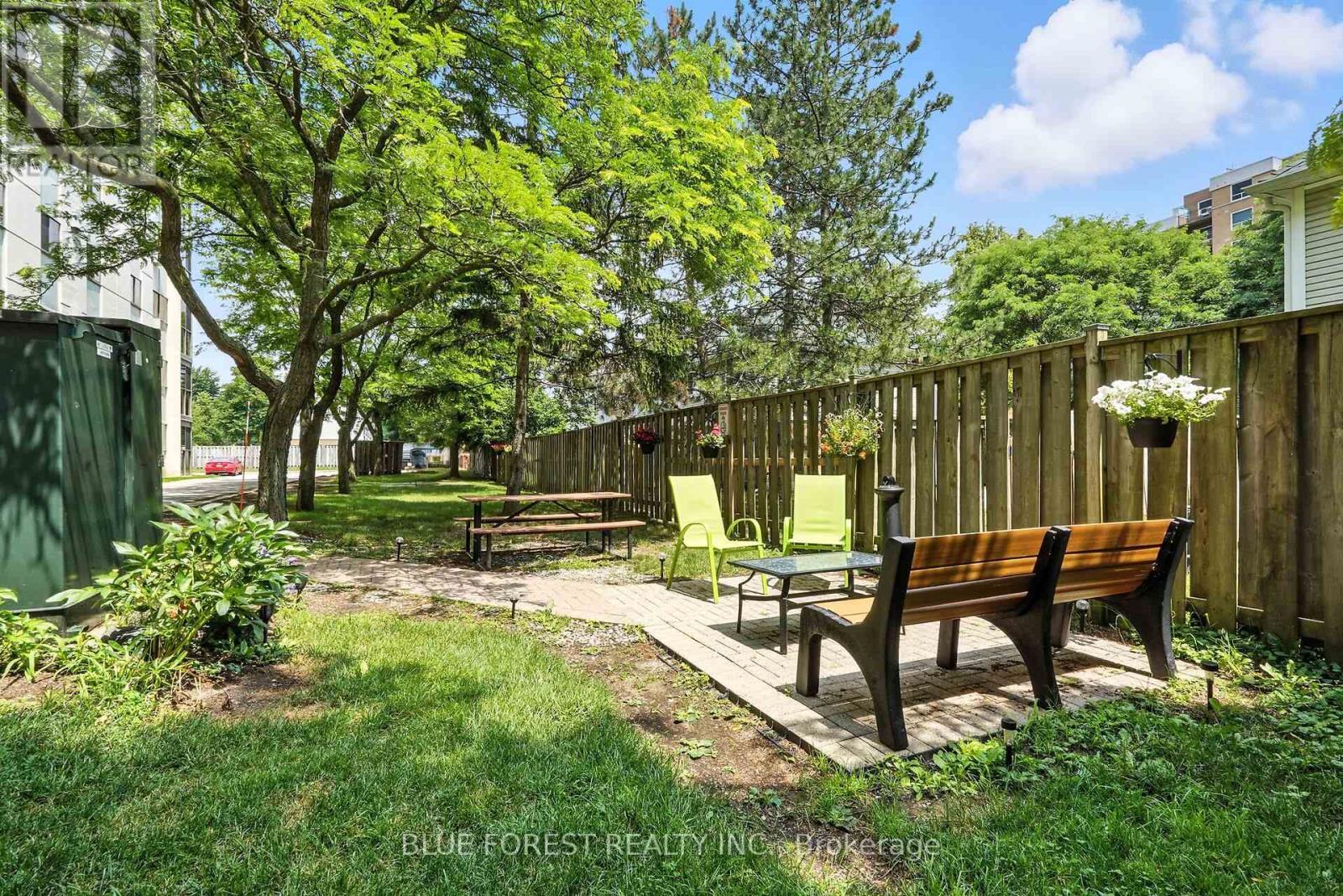 909 - 127 Belmont Drive, London South (South O), ON - Outdoor