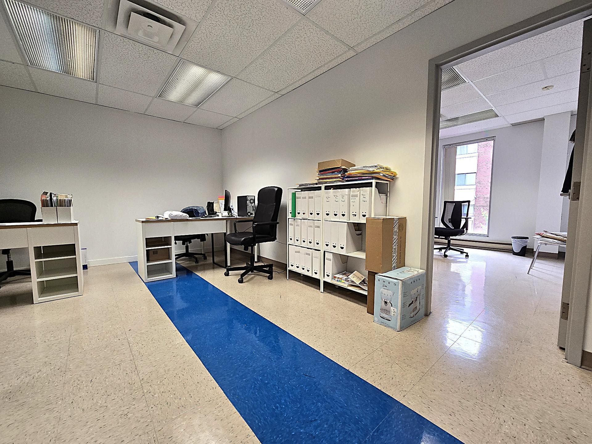 Office - 201-1405 Boul. Henri-Bourassa O., Montréal (Ahuntsic-Cartierville), QC - Indoor