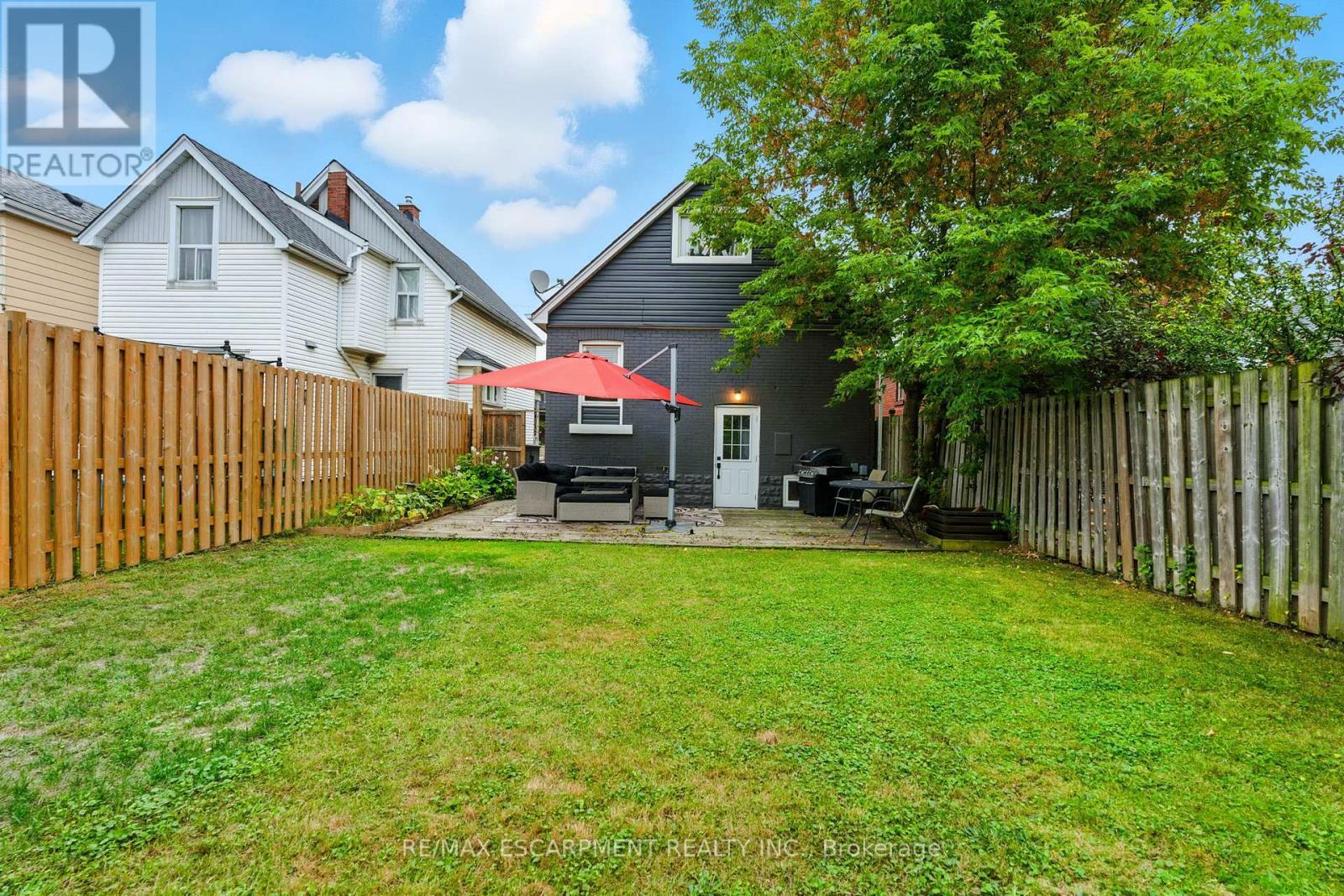 85 Crosthwaite Avenue N, Hamilton, ON - Outdoor With Deck Patio Veranda
