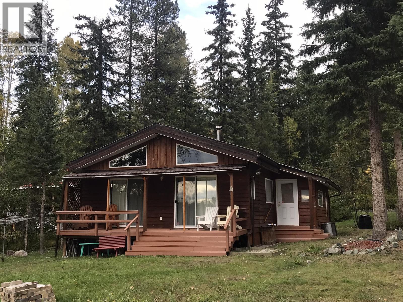 3548 Sellars Road, 100 Mile House, BC - Outdoor With Deck Patio Veranda
