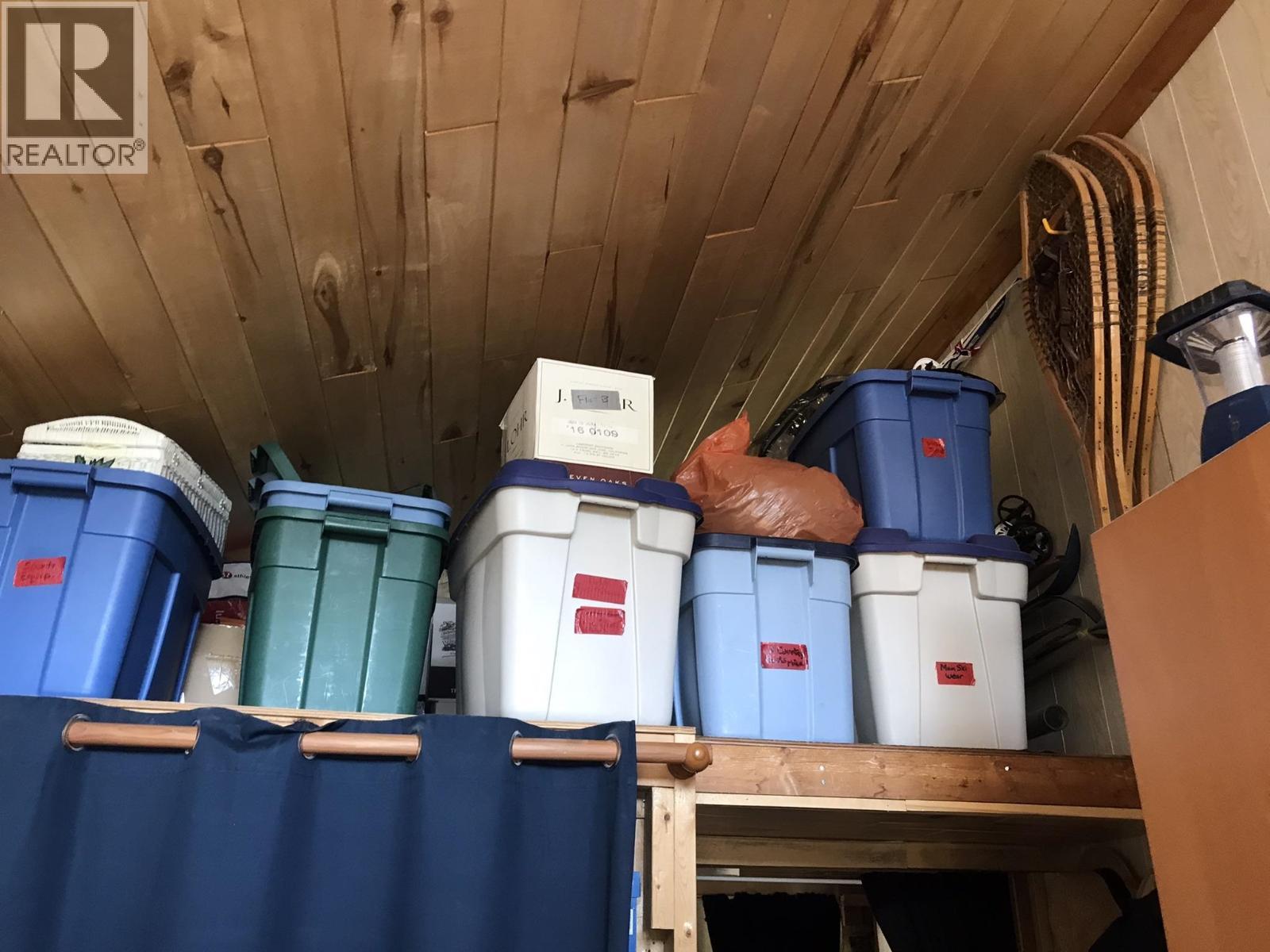 3548 Sellars Road, 100 Mile House, BC - Indoor