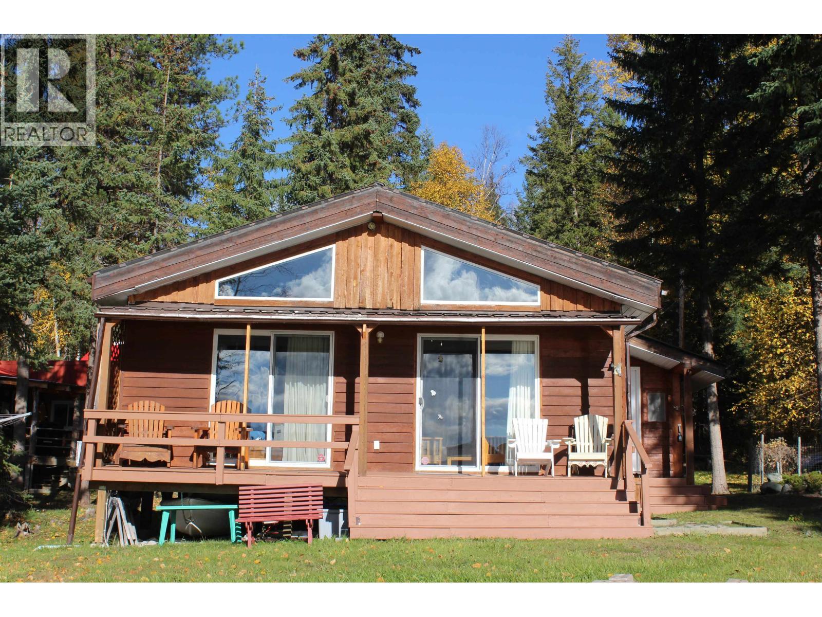 3548 Sellars Road, 100 Mile House, BC - Outdoor