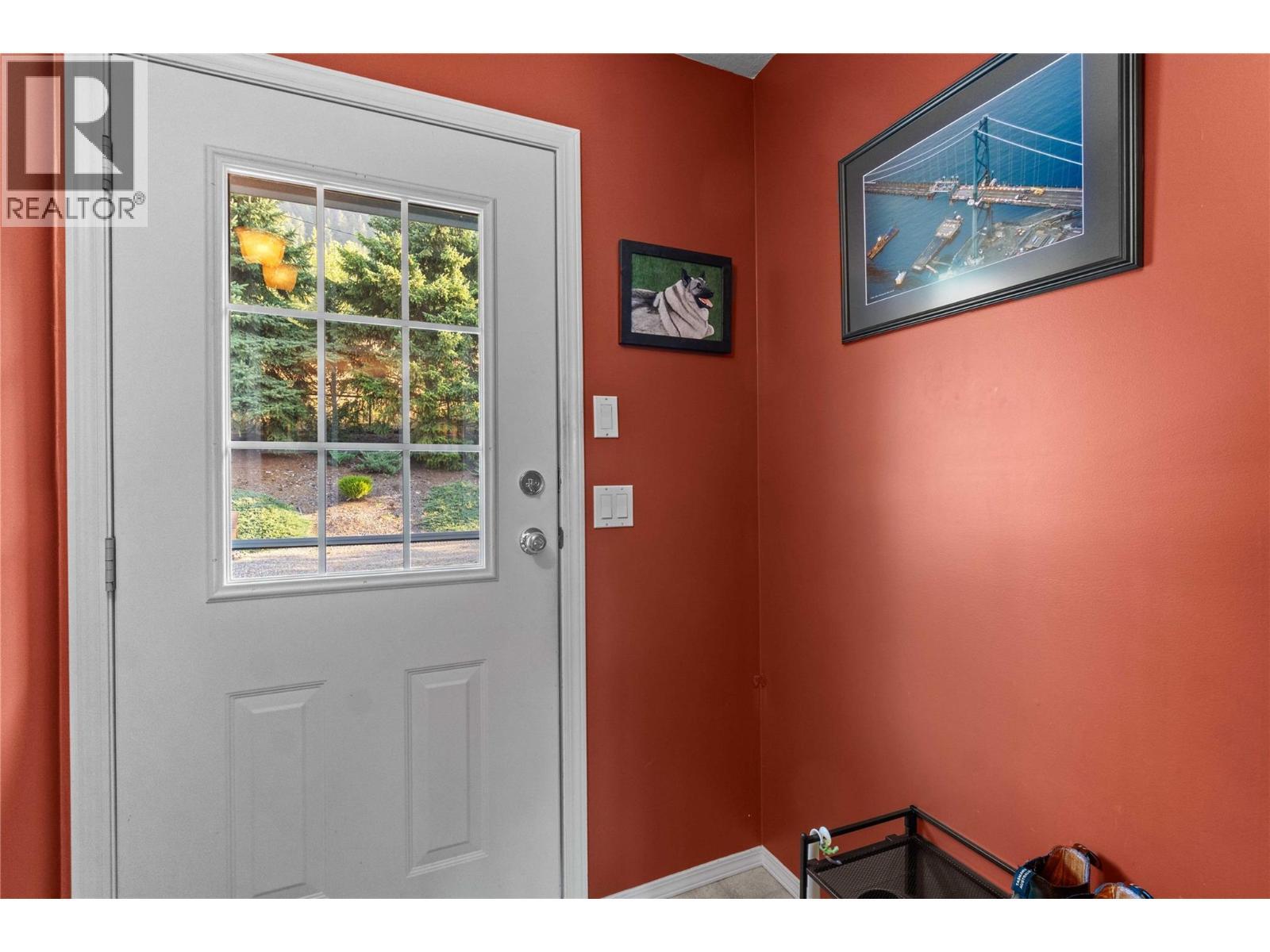 760 Mobley Road, Tappen, BC - Indoor Photo Showing Other Room