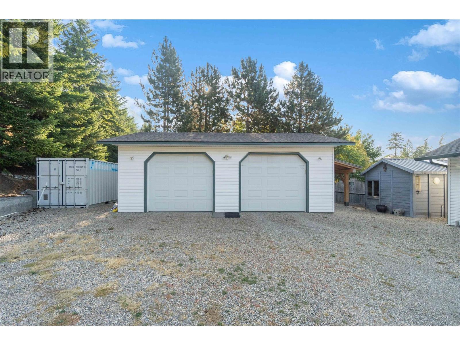 760 Mobley Road, Tappen, BC - Outdoor