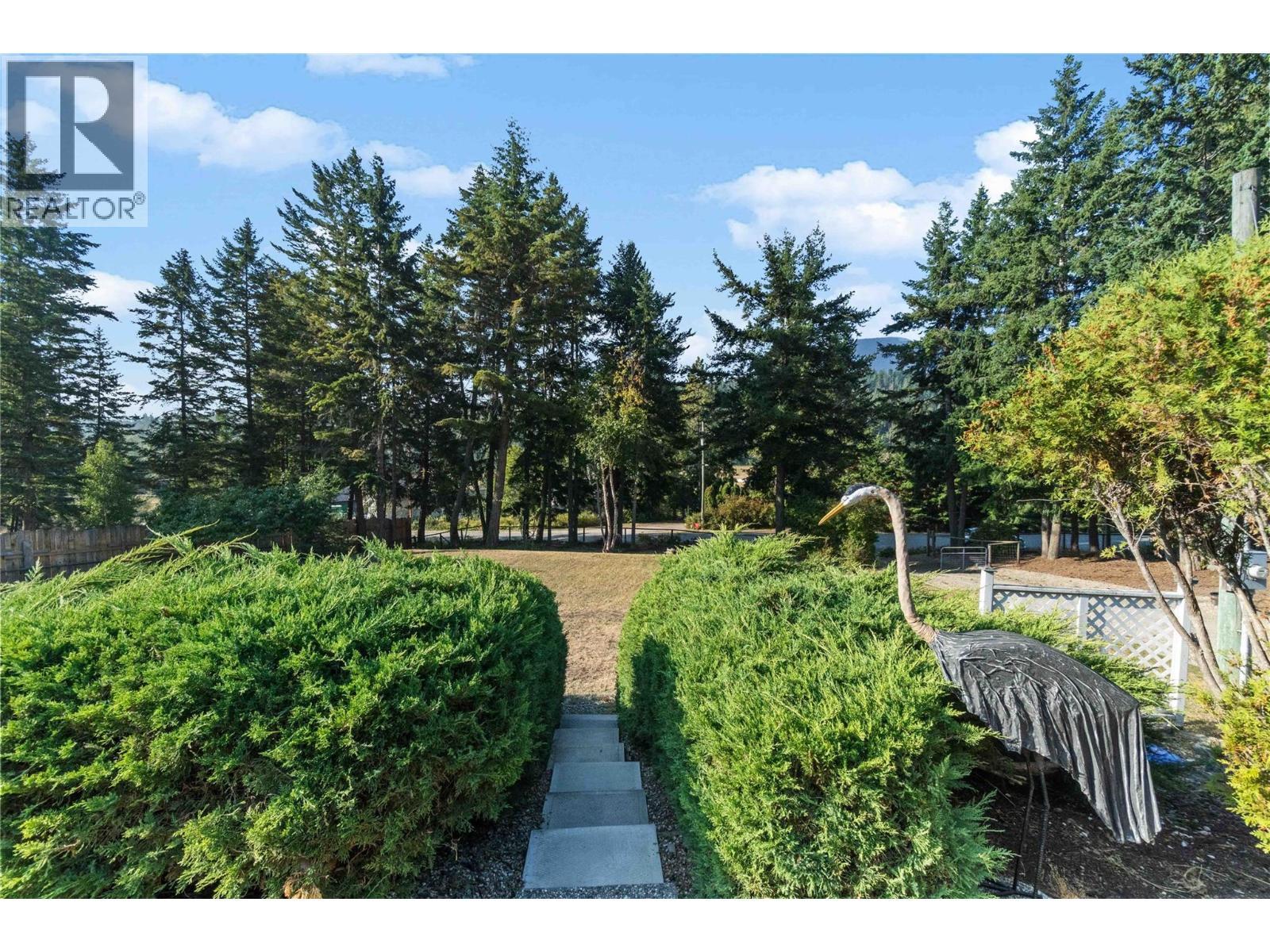 760 Mobley Road, Tappen, BC - Outdoor