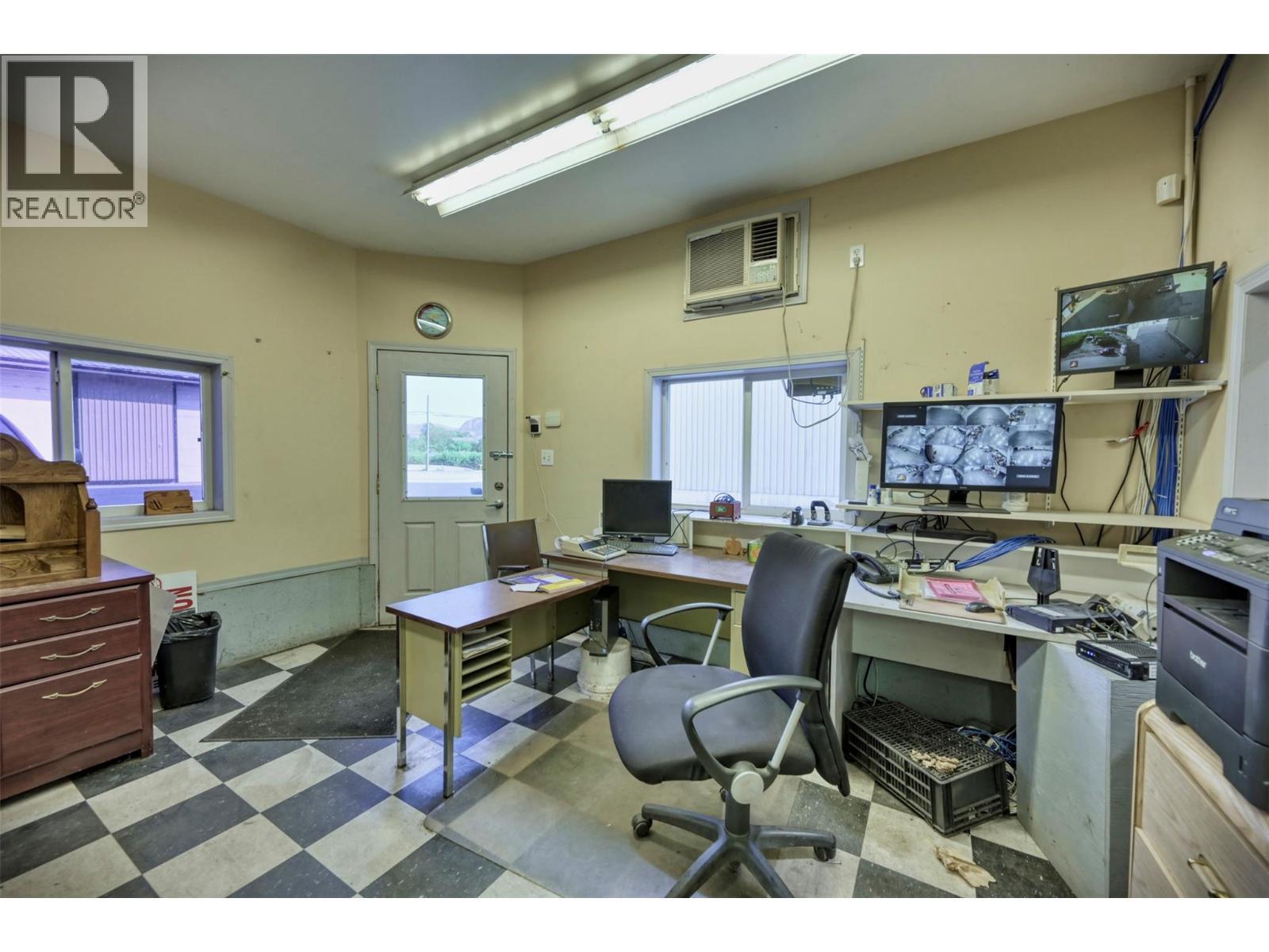 17202 97 Highway, Osoyoos, BC