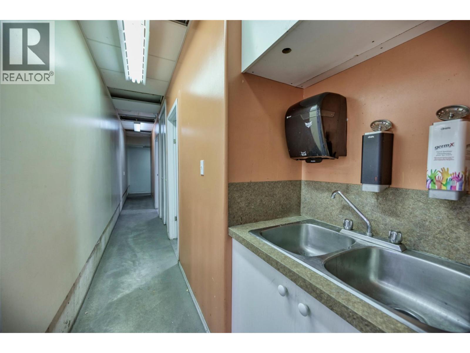 17202 97 Highway, Osoyoos, BC