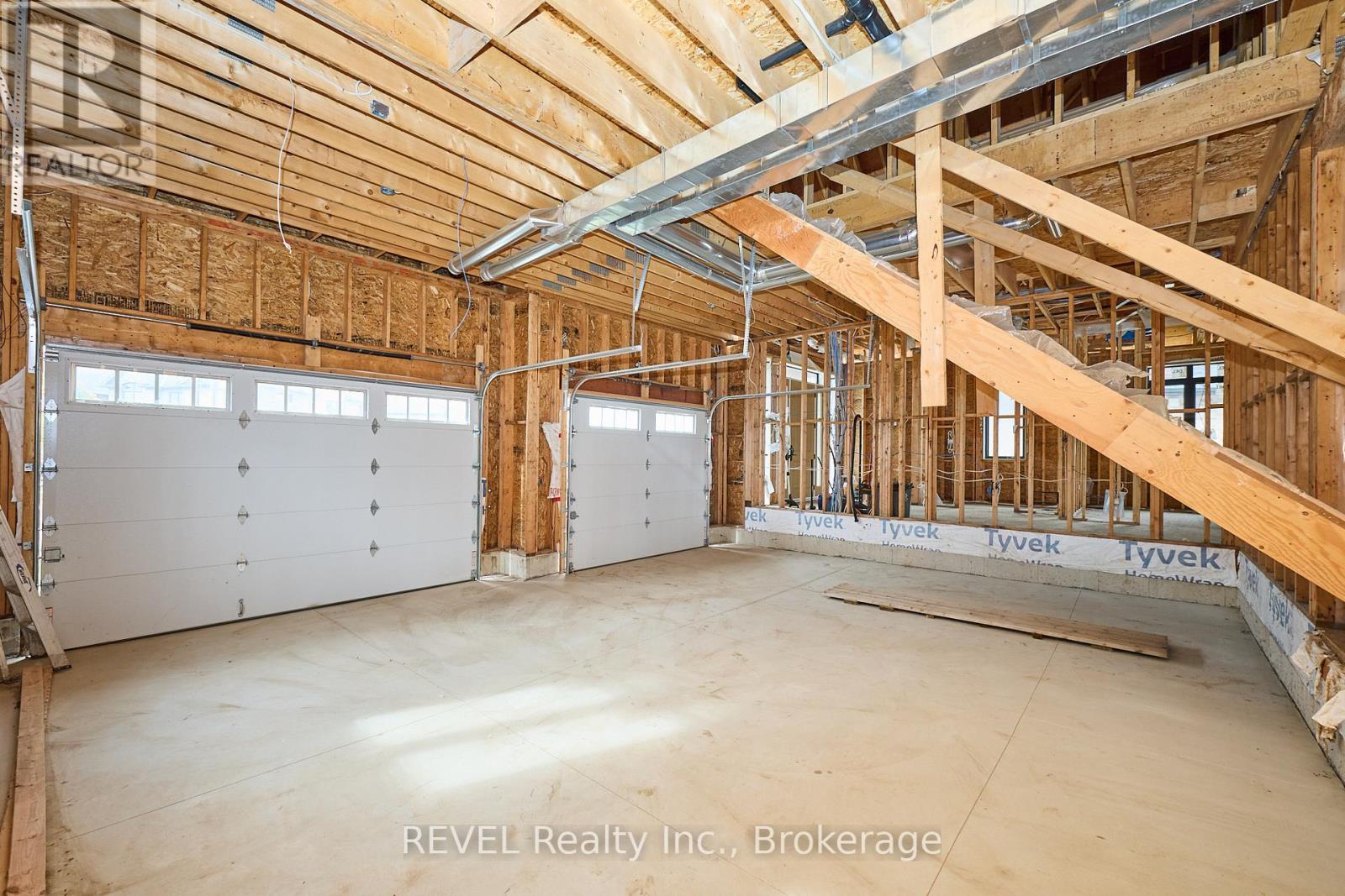 OVERSIZED GARAGE - 62 Bergenstein Crescent, Pelham (Fonthill), ON - Indoor Photo Showing Garage